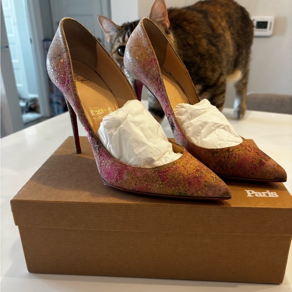 Christian Louboutin Pigalle Follies with Red Bottoms Women’s designer heels - Picture 6 of 9